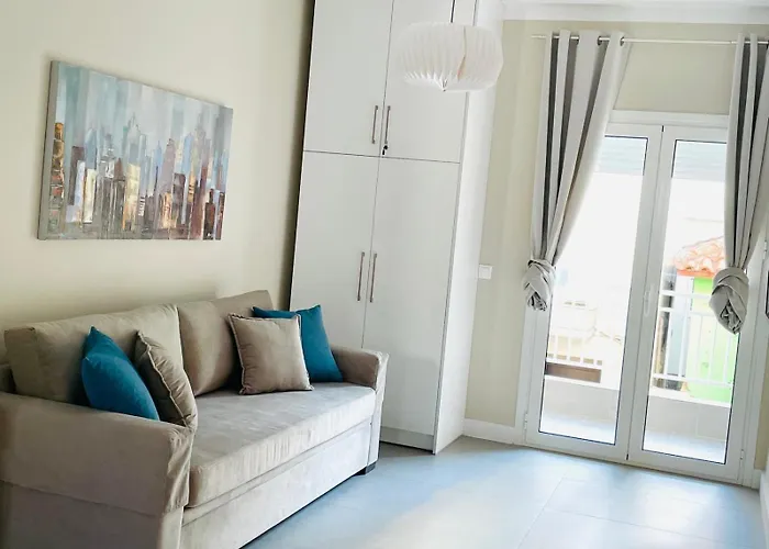 アパート Cubes ルートラキ